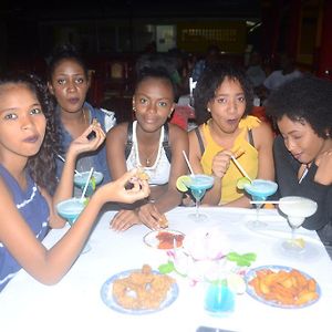 Aracari Resort